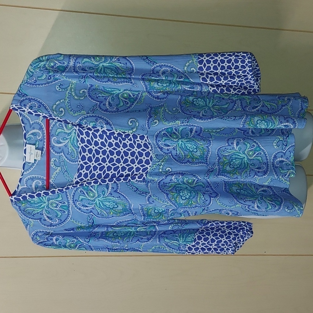 Jaclyn Smith blouse